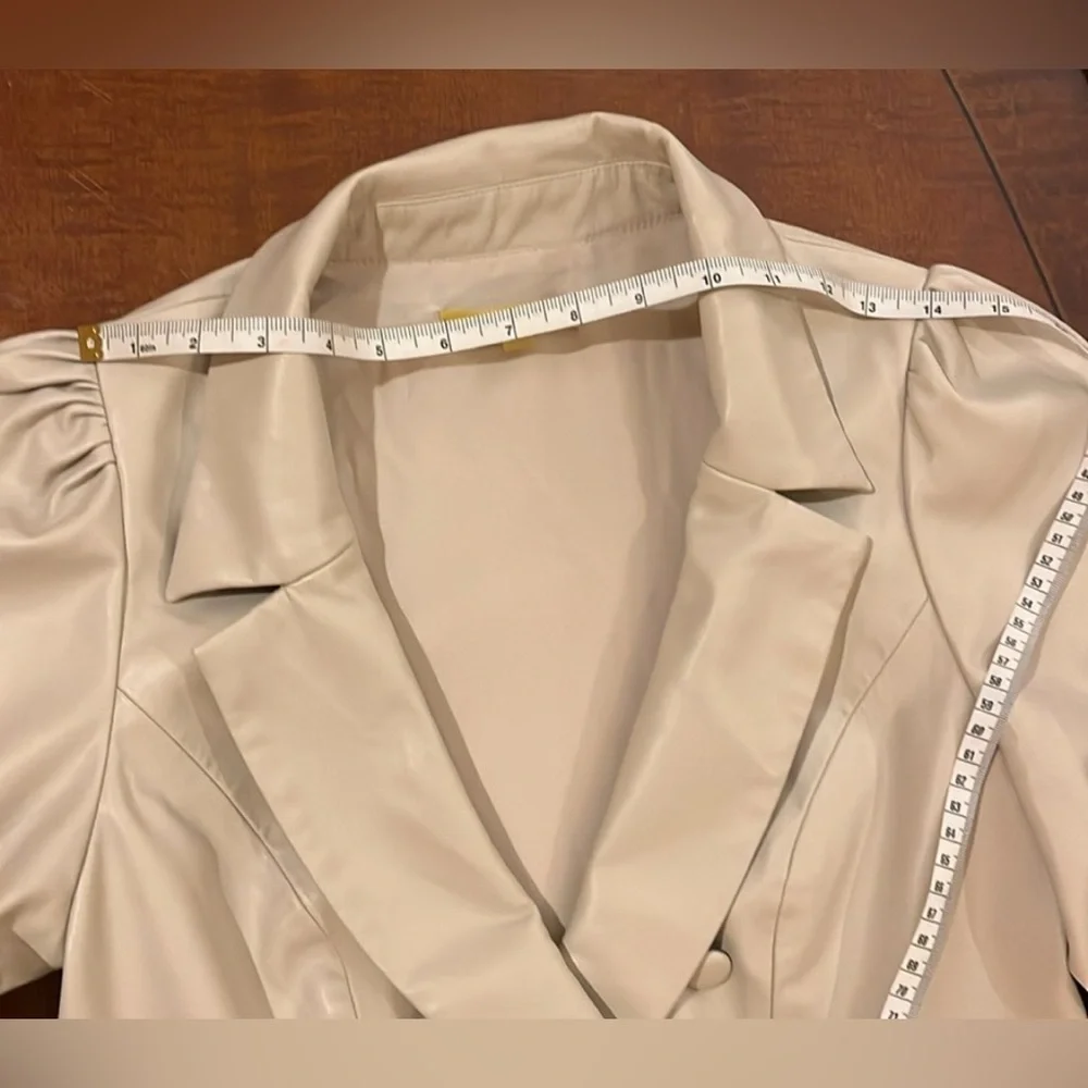 Anthropologie Awaylee vegan leather coat/ jacket w/ balloon sleeves Cream. S-XS - Picture 10 of 16